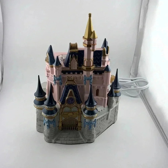HTF~Scentsy Walt Disney World 50th Anniversary Cinderella Castle Wax Warmer - Picture 5 of 16